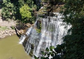 Burgess Falls State Park Guide: Trails, Tips, and Scenic Waterfalls