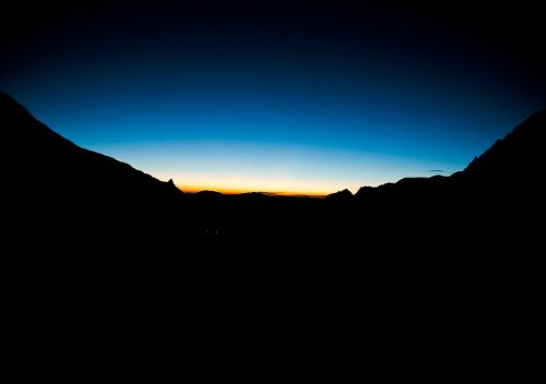 How to Choose a Headlamp for Night Hikes